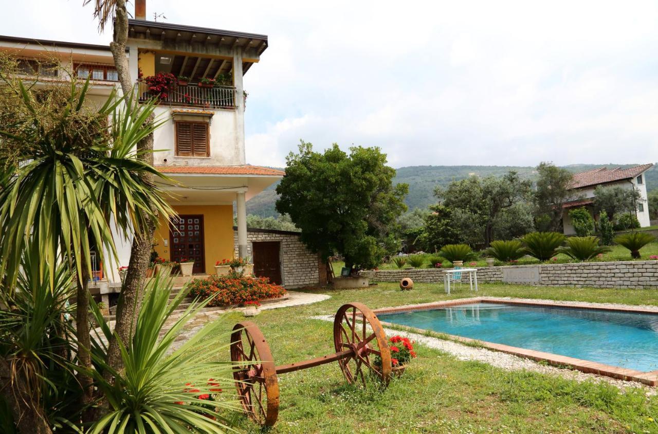 Arcobaleno Bed and Breakfast Campagna Buitenkant foto