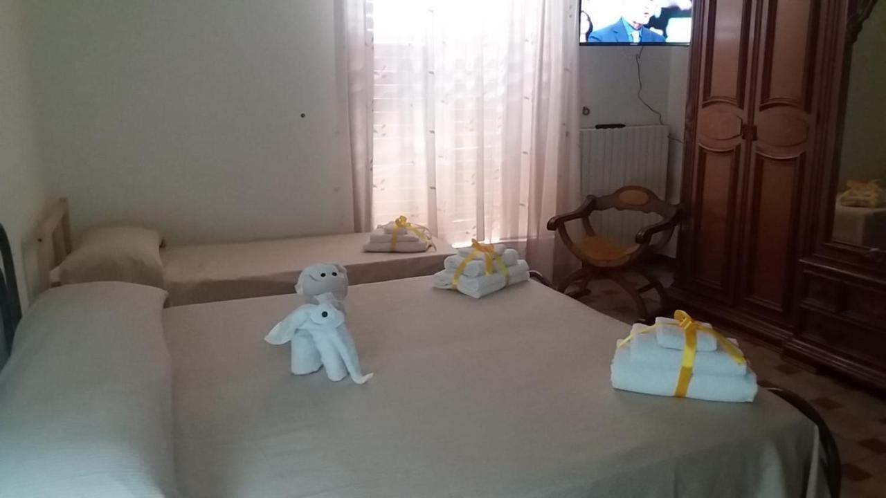 Arcobaleno Bed and Breakfast Campagna Buitenkant foto
